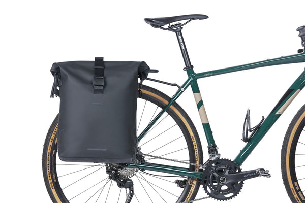 Basil - Soho MIK Studs Bicycle Shoulderbag With LED (MIK Studs)