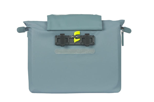 Basil - Manhattan Bicycle Laptop Bag 12L