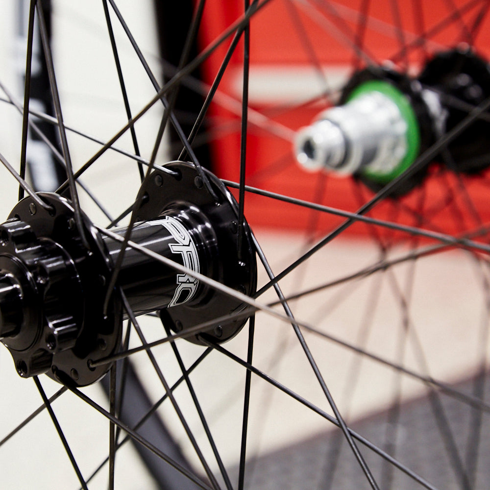 Stan's Notubes Flow EX3 Mullet Wheelset Hope Pro 5 WBWO