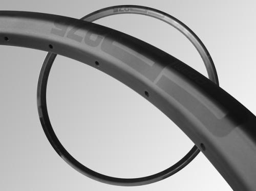 Roam Carbon Rims