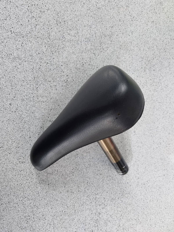 Used Part Small Saddle with Fixed Post 25.4mm