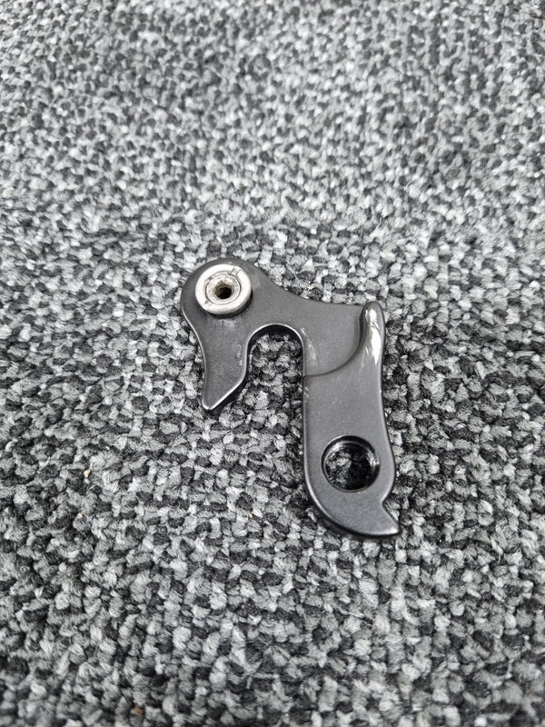Used Part Hanger 27