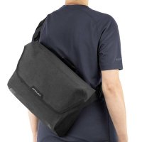 Apidura City Messenger 13