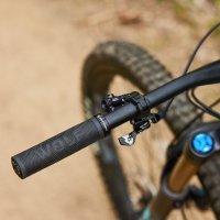 Wolf Tooth Echo Lock On Grips