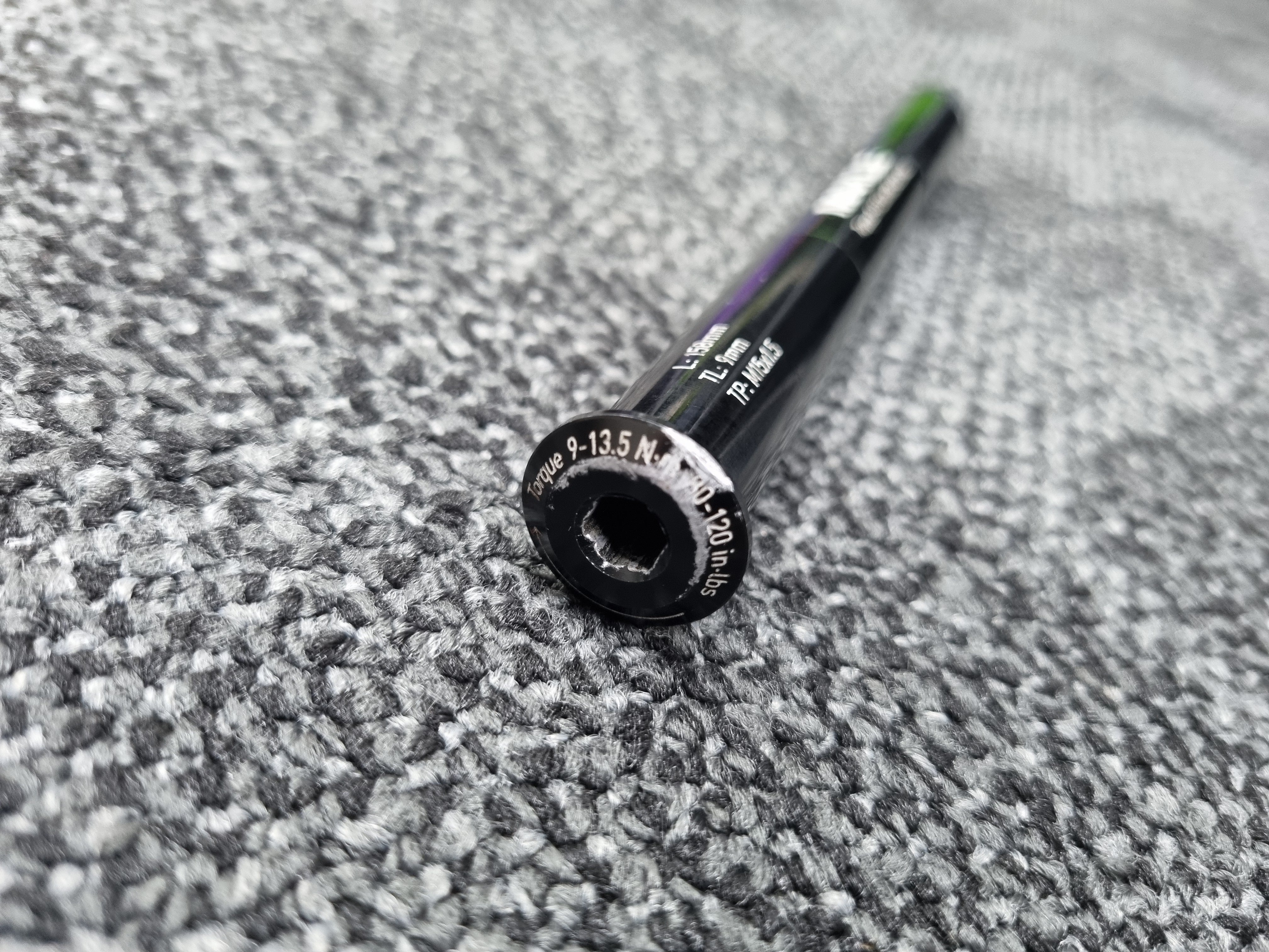 Used Part SRAM Axle Maxle Stealth Front, 15mm x 110mm, Length 158mm, Thread Pitch M15 x 1.50 - Boost Compatible