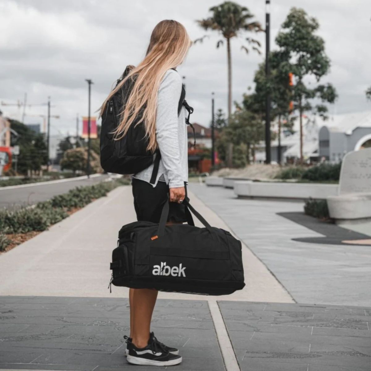 Albek Skytrail Duffel Bag Covert Black