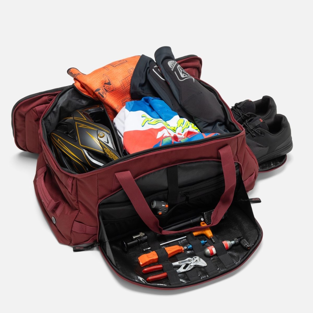 Albek Skytrail Duffel Bag Burgundy