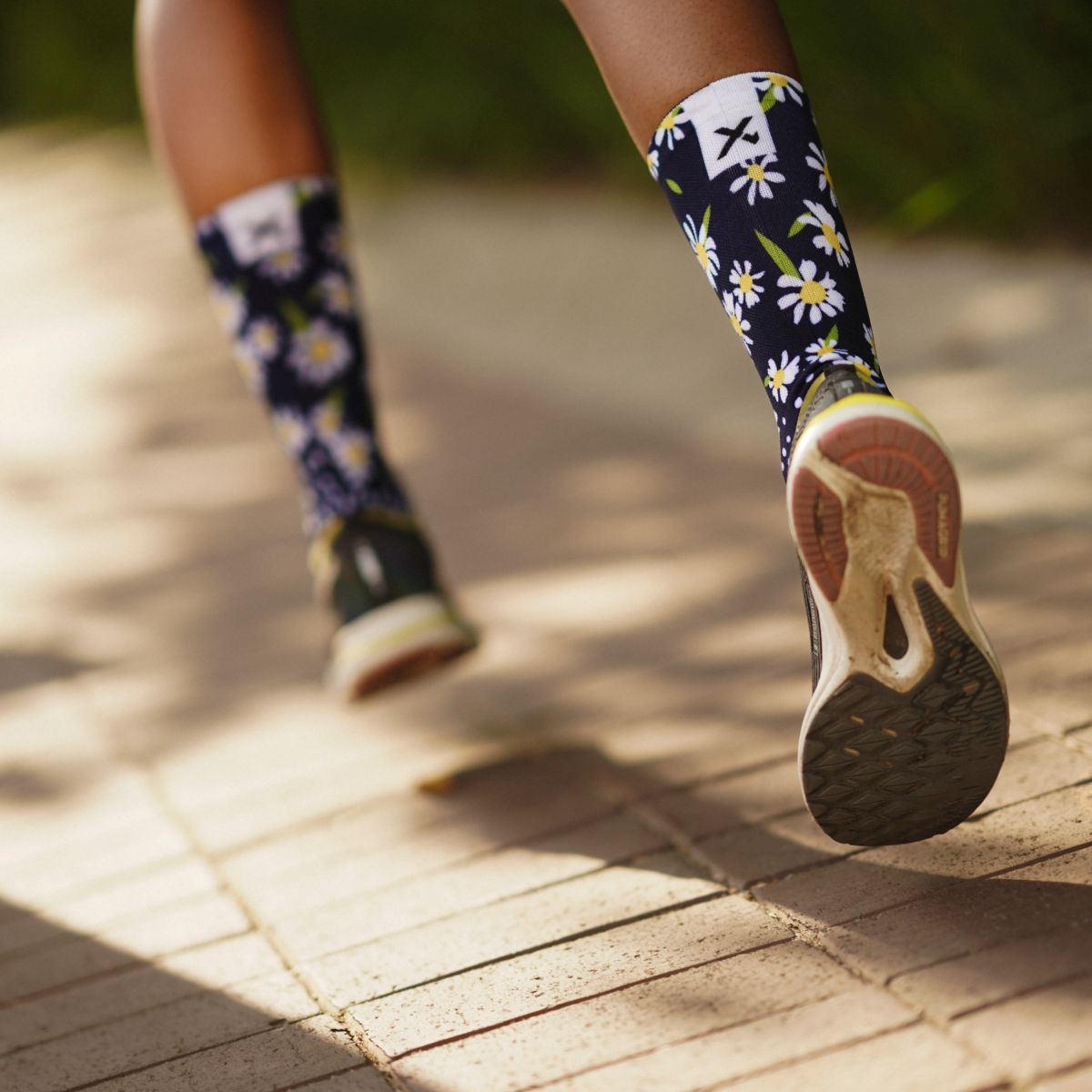 Sox Footwear Daisy Crew Socks