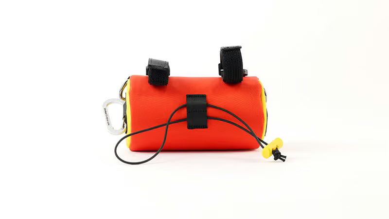 ULAC Handlebar Roll Bag 1.1L with Carabiner