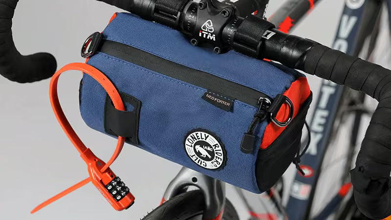 ULAC Handlebar Roll Bag 2.7L with Carabiner