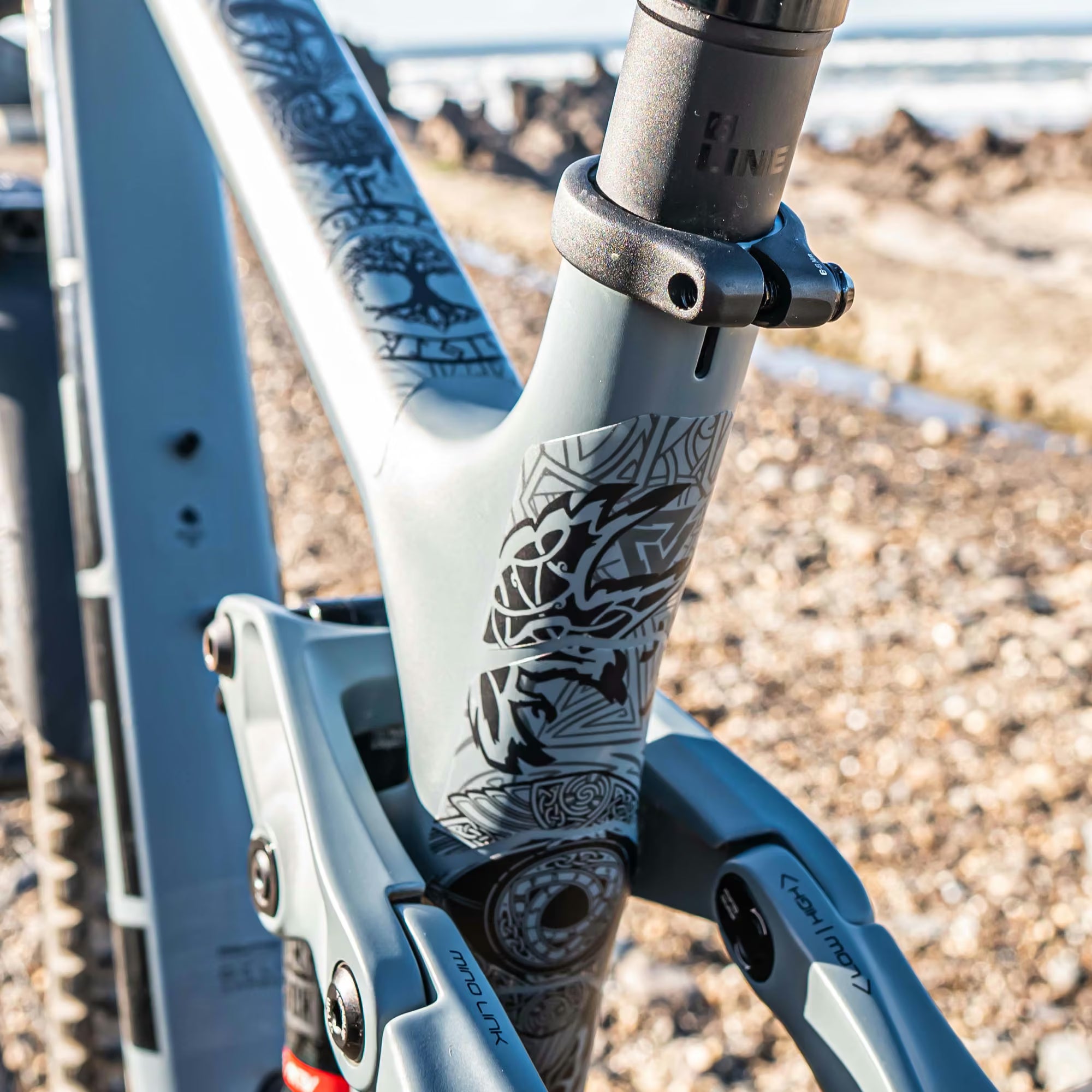 Mucky Nutz Frame Skinz Classic Viking