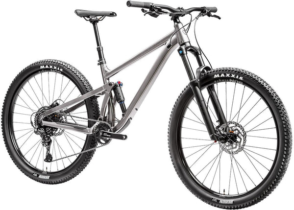 Silverback 25 SE Series Trail 10 Moondust Metallic