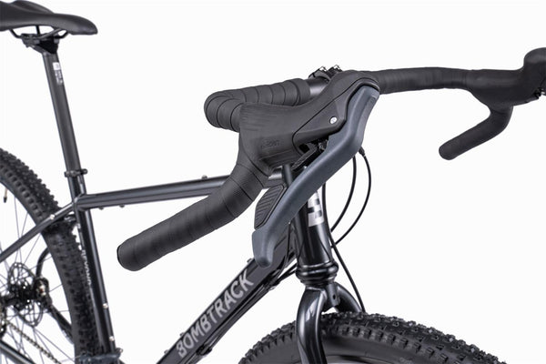 Bombtrack Beyond 1 / Metallic Black