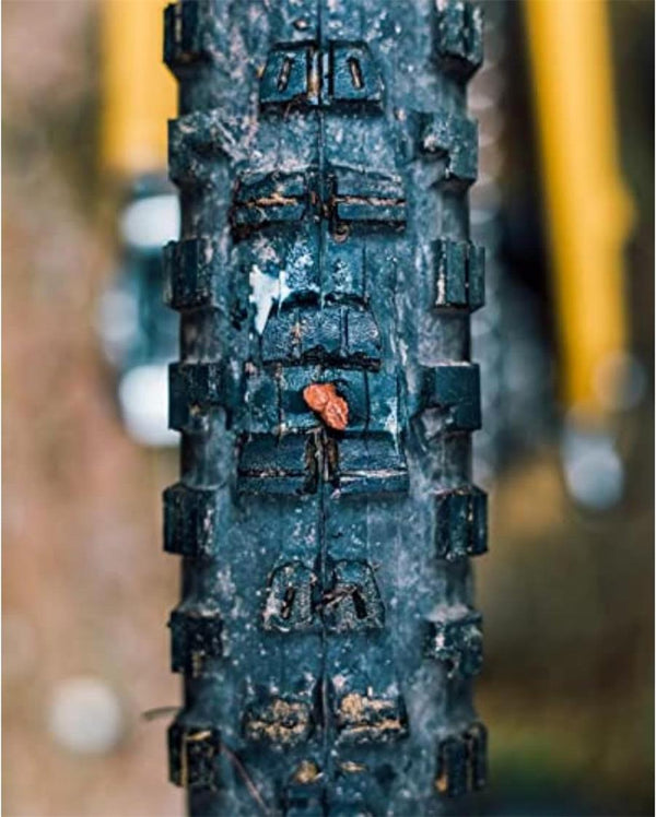 Peaty's Holeshot Tubeless Puncture Plugger Kit