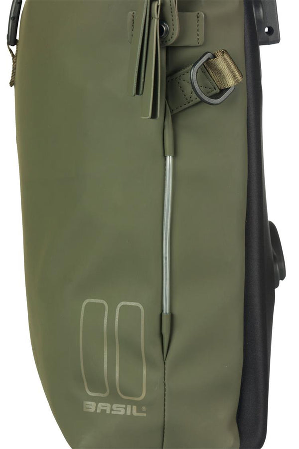 Basil - Soho MIK Studs Bicycle Shoulderbag With LED (MIK Studs)