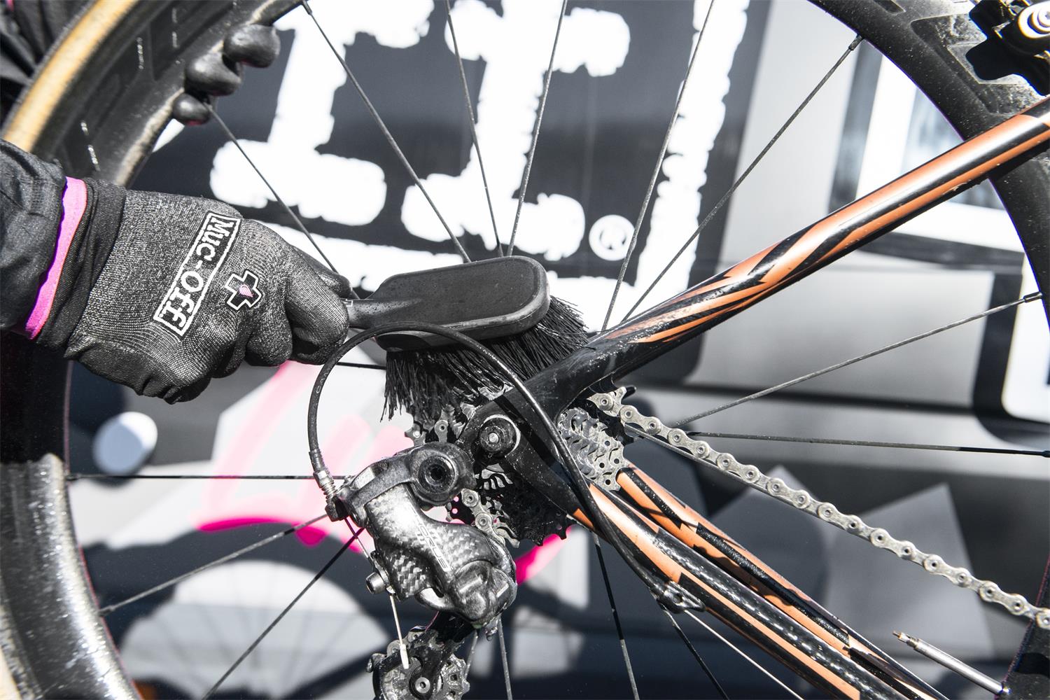 Muc-Off Cleaning Brush Tyre/Cassette