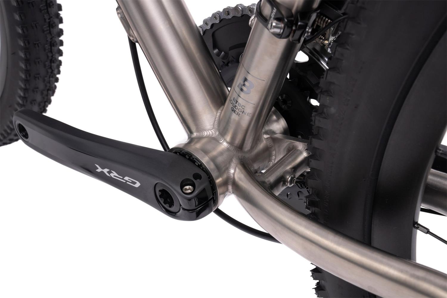 Bombtrack Hook EXT Ti / Titanium/Black