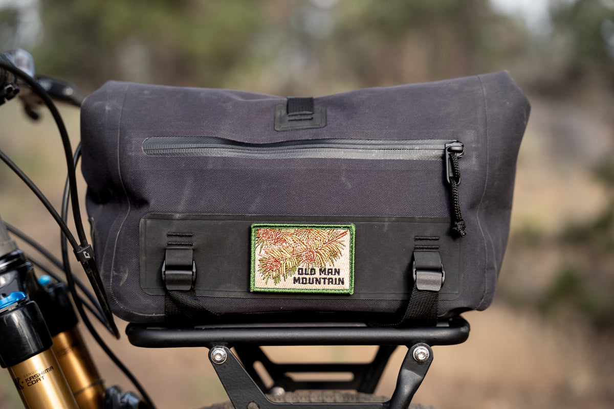 Old Man Mountain Juniper Trunk Bag