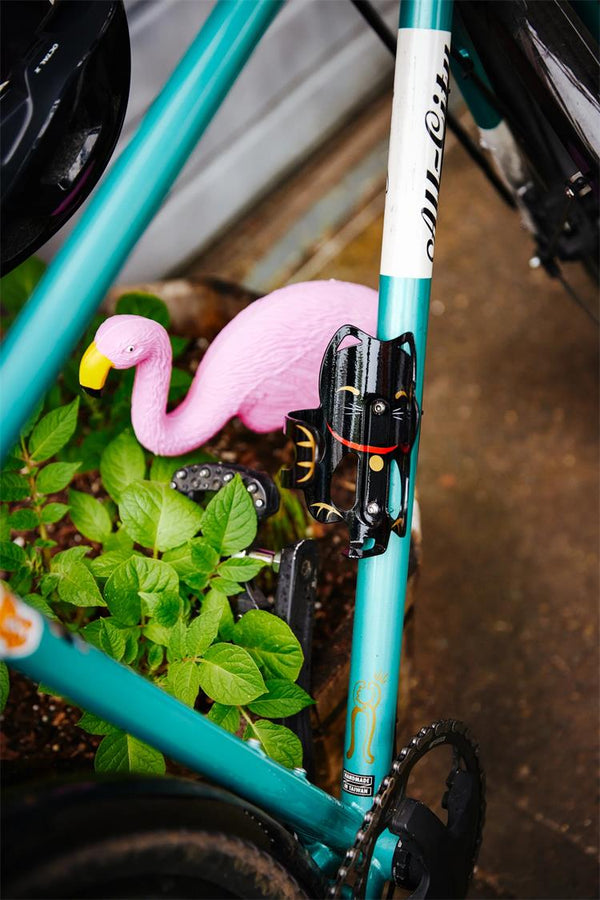 PDW Lucky Cat Bottle Cage