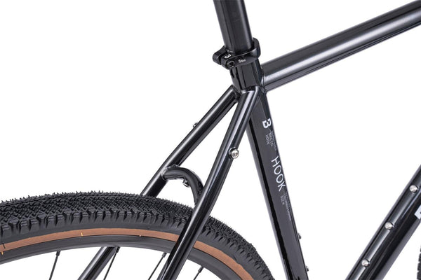 Bombtrack Hook / Metallic Black