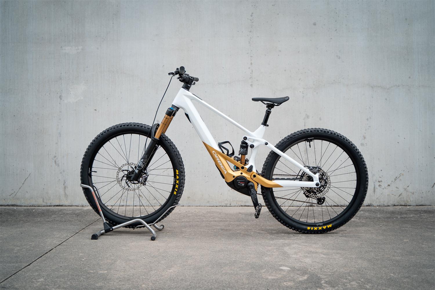 Stabilus 2.0 Folding Bike Stand