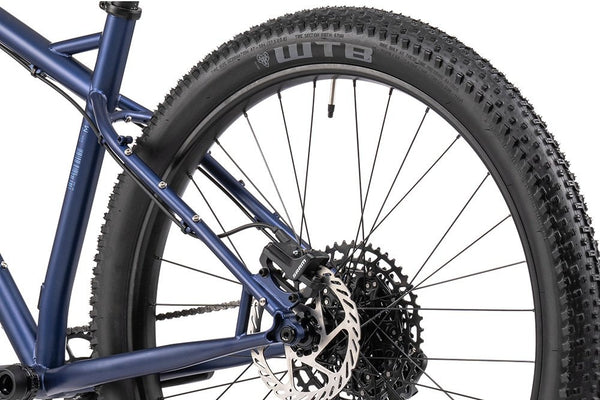 Bombtrack Beyond + 29" / Matt Blue