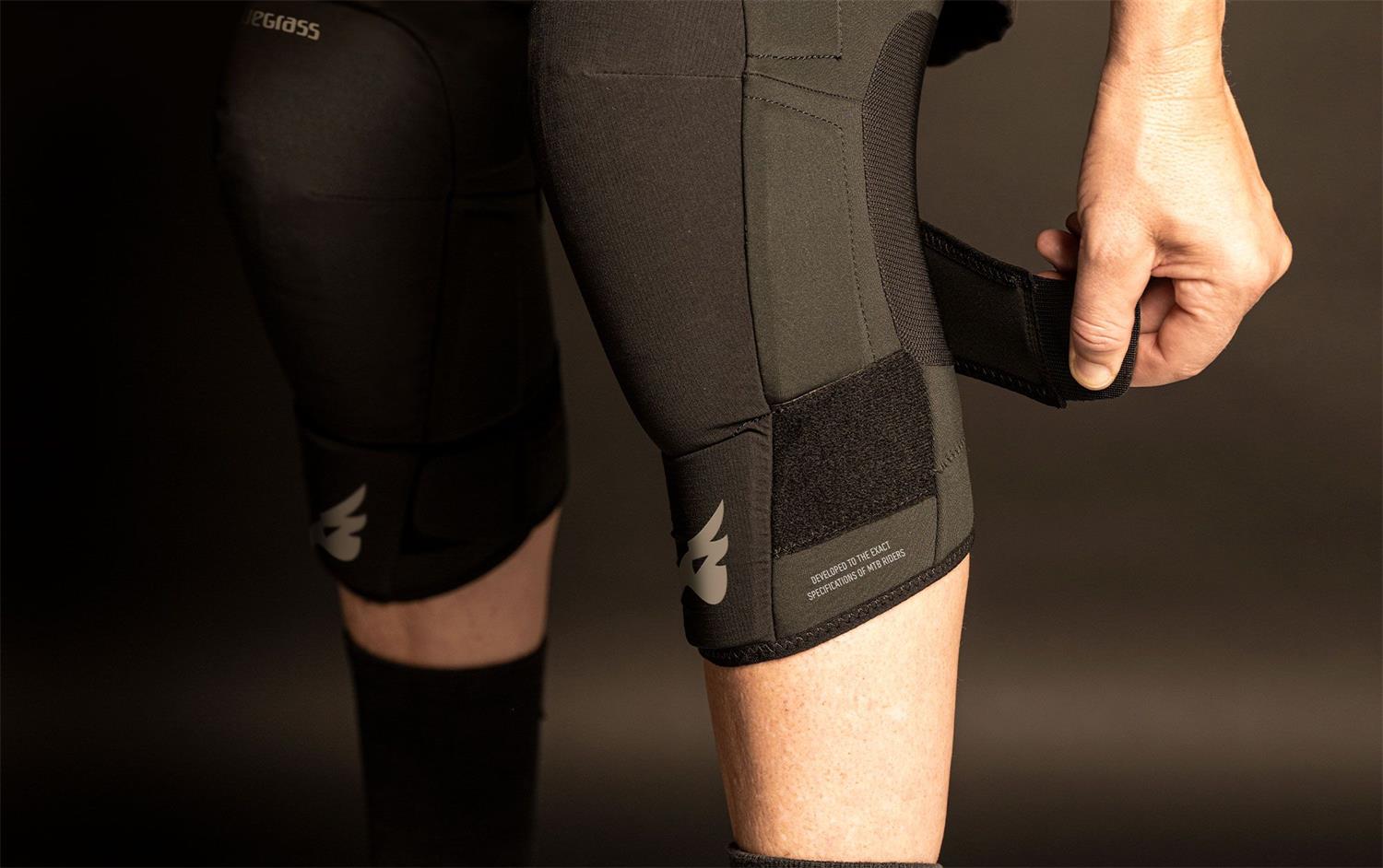 Bluegrass 3Straps Knee Guards