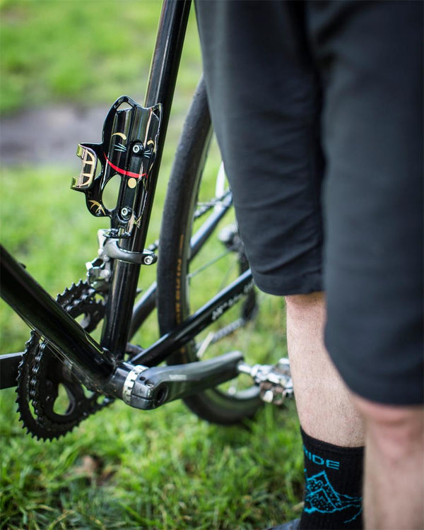 PDW Lucky Cat Bottle Cage