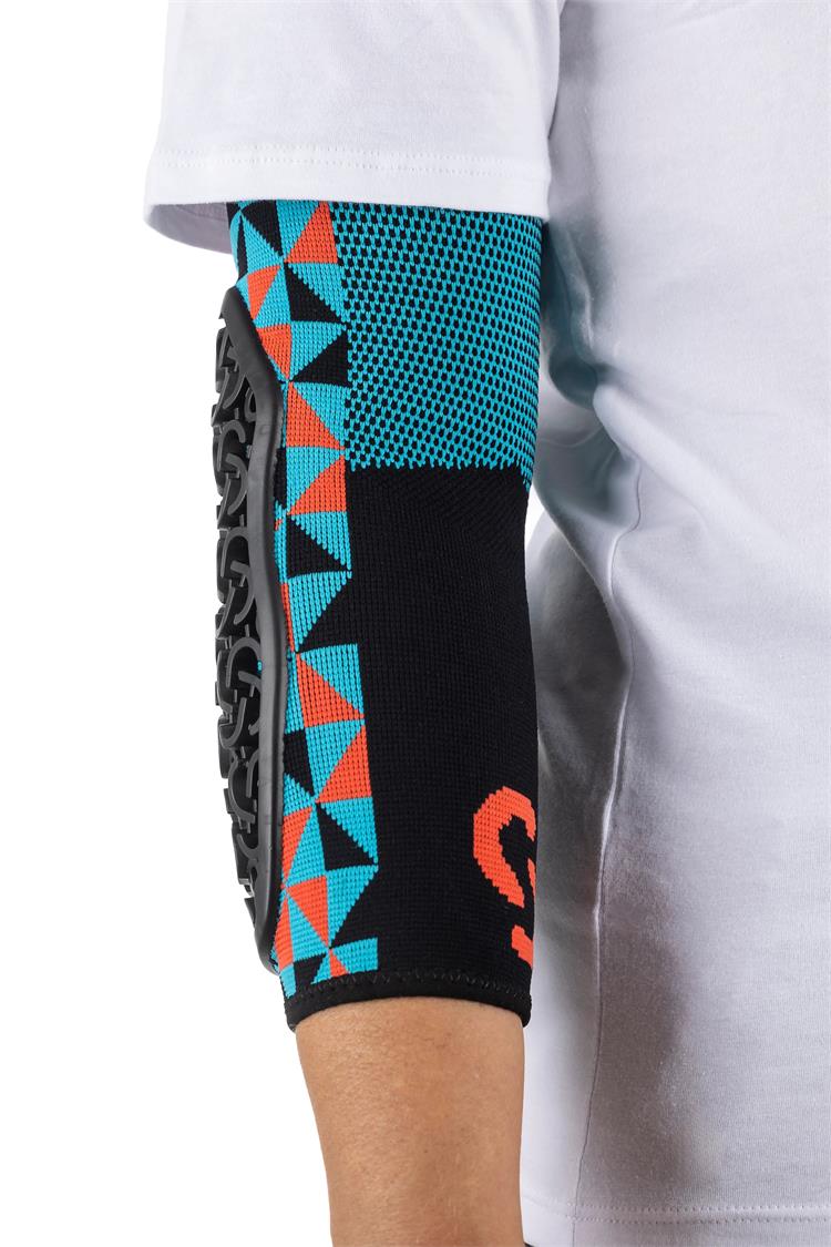Seryt Adult Flow Elbow Protection - Arlecchino