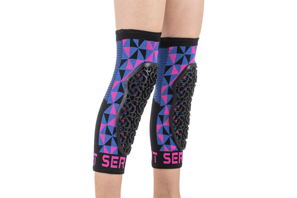 Seryt Youth Flow Knee Guards - Arlechinno