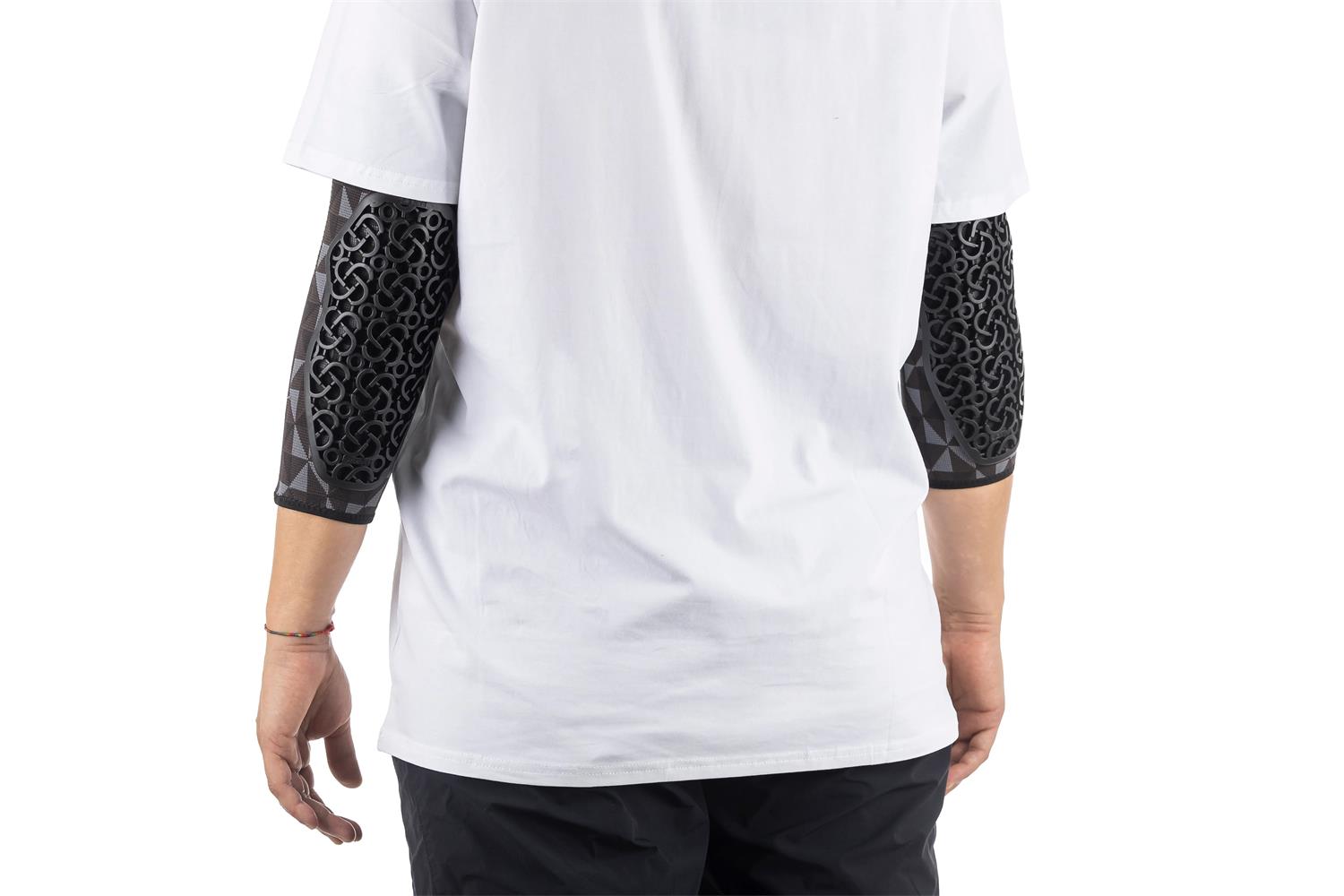 Seryt Adult Flow Elbow Protection - Arlecchino
