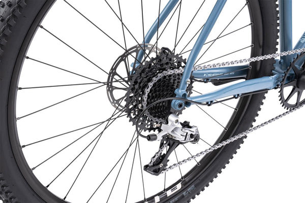Bombtrack Hook EXT / Matt Teal