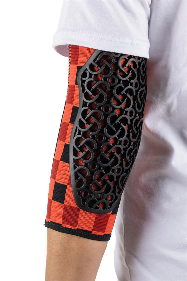 Seryt Adult Flow Elbow Protection - Checker