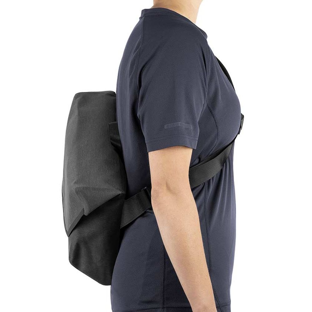 Apidura City Messenger 13